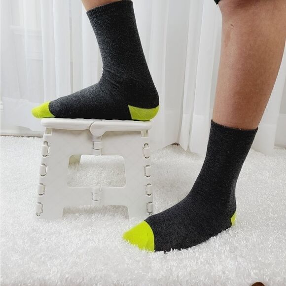 4 Pair of Trimfit socks! - Picture 4 of 8